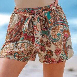 SHEIN | Flowy Paisley Shorts